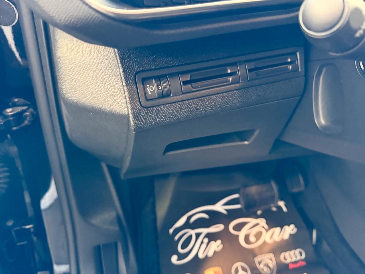 PEUGEOT 3008 1.5 130CV NAVI CRUISE CAM ANNO 2021