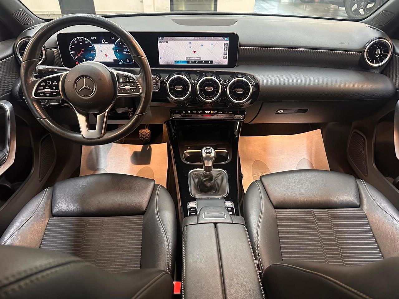 Mercedes-Benz A 200 W177 163cv Sport * 53.000 KM *