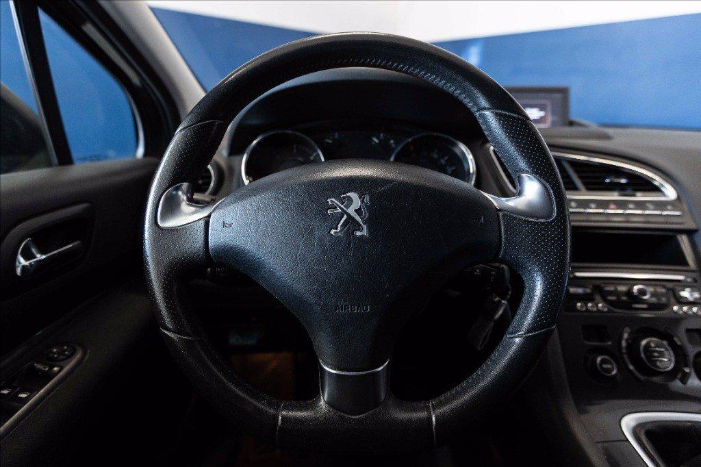 PEUGEOT 5008 1.6 bluehdi Active s&s 120cv 7p.ti del 2016