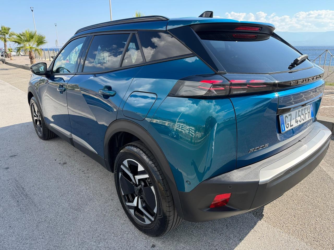 Peugeot 2008 PureTech 100 S&S Allure full optional