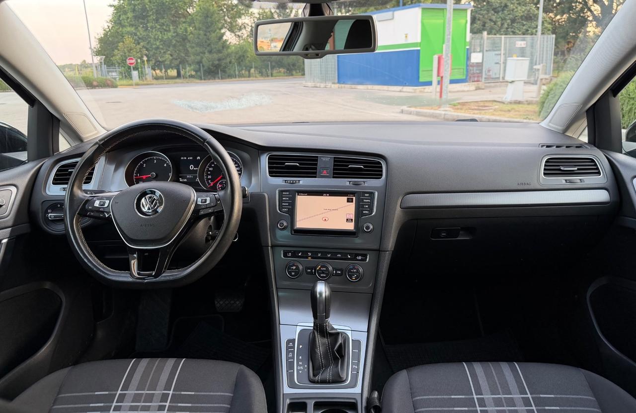 Volkswagen Golf 1.6 TDI 110 CV DSG 5p. Business BlueMotion Technology