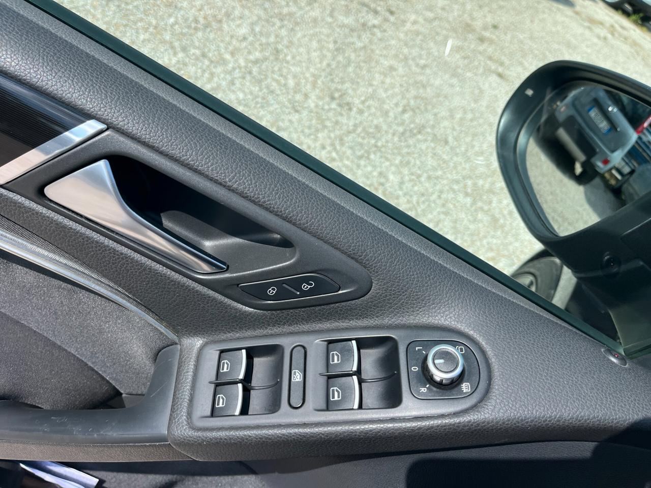 Volkswagen Golf GTI 2.0 TSI DSG 5p.