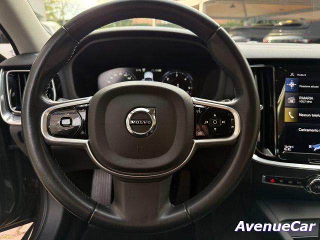 VOLVO V60 Cross Country 2.0 b4 awd CERCHI 20'' IVA ESP UNICO PROPRIETARIO
