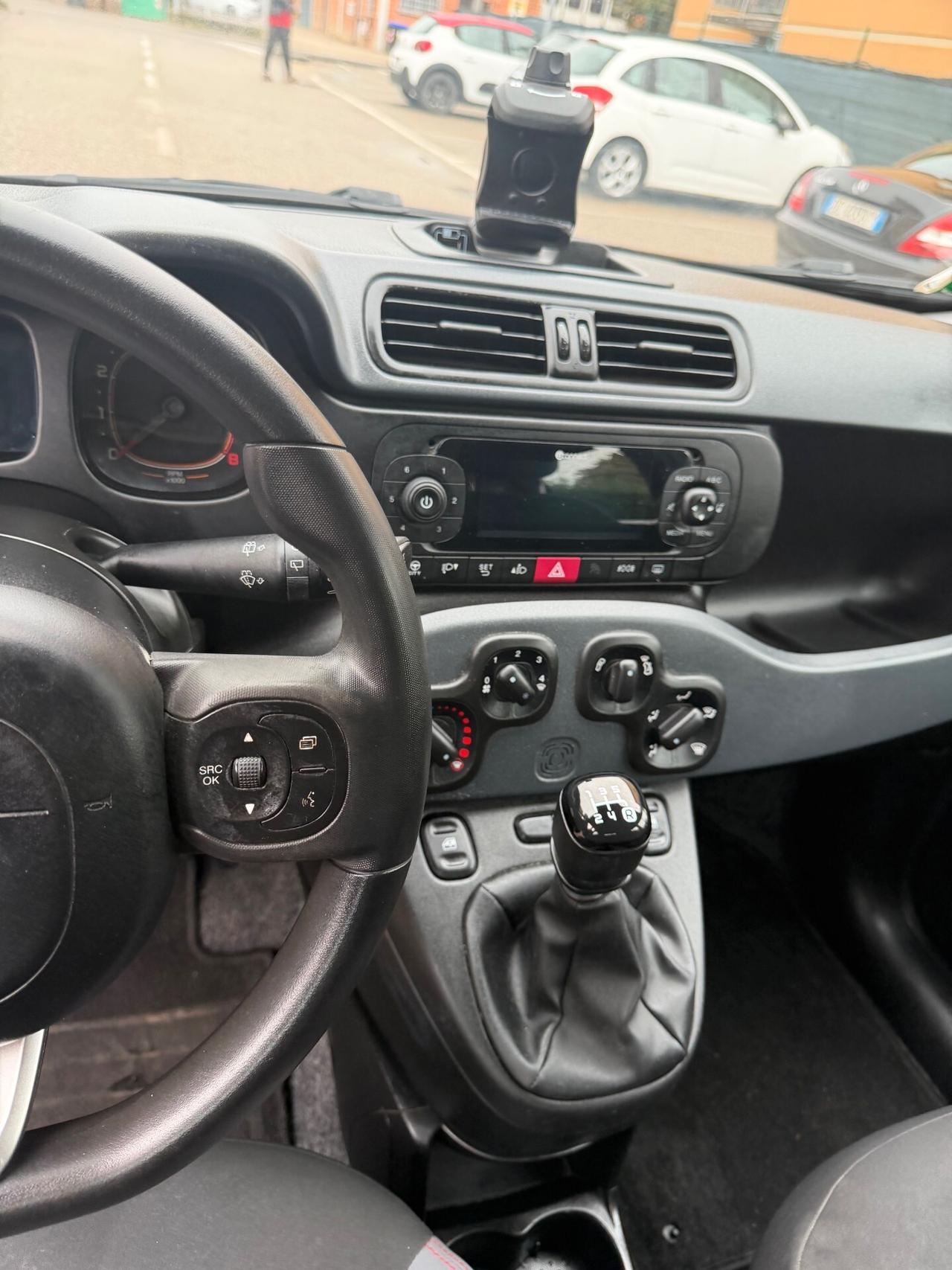 Fiat Panda 1.2 - NEOATENTATI - 12 MESI DI GARANZIA -