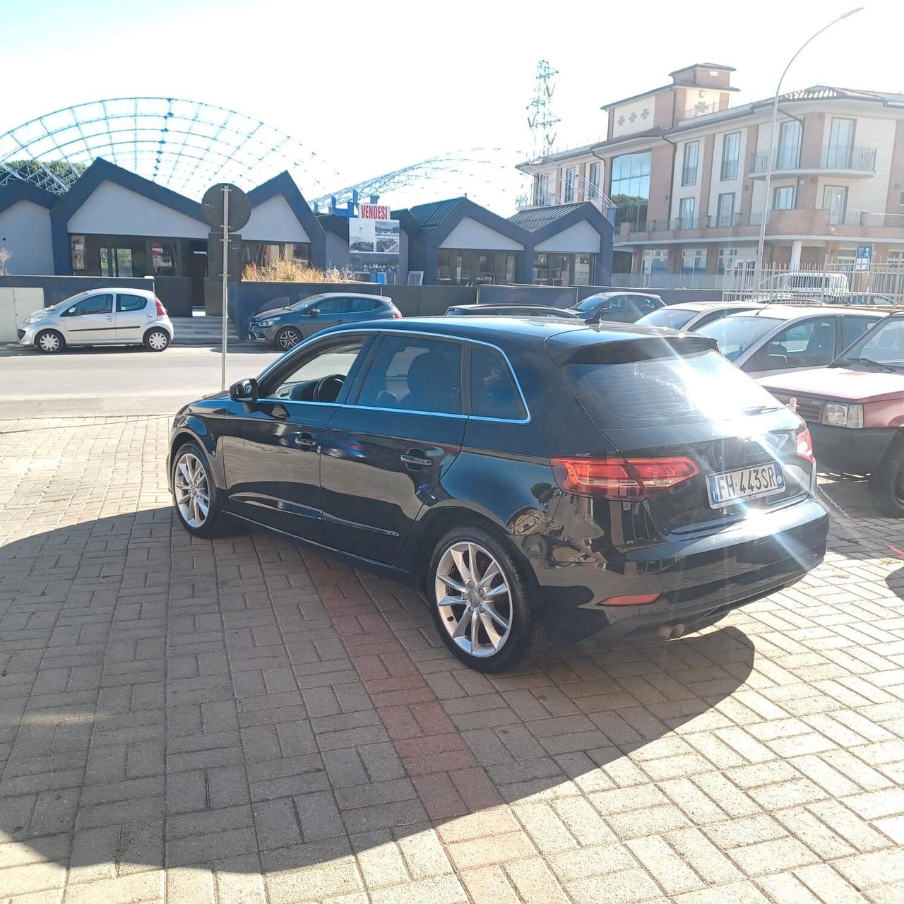 137.288KM AUDI A3 1.6 TDI AUTOMATICA EURO 6