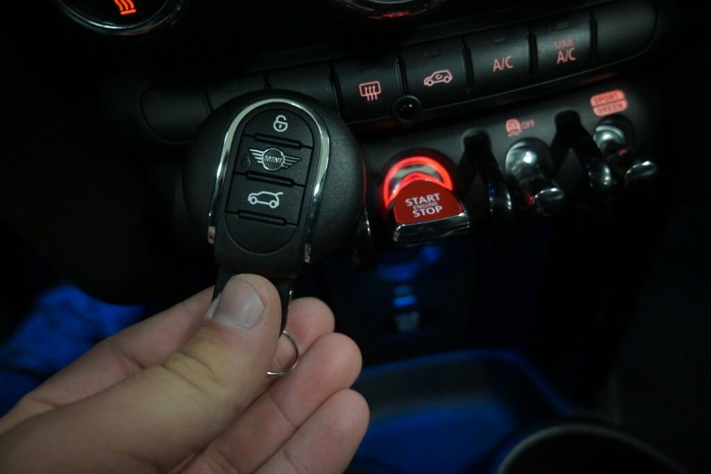 MINI ONE COOPER 1.5 136CV 6M. CAMDEN EDITION