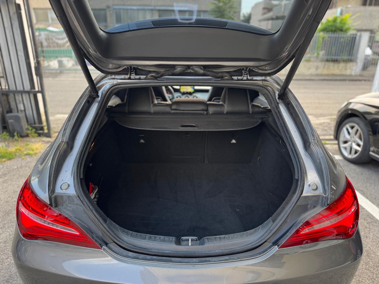 Mercedes-benz CLA 220 CLA 220 d 4Matic Automatic Premium
