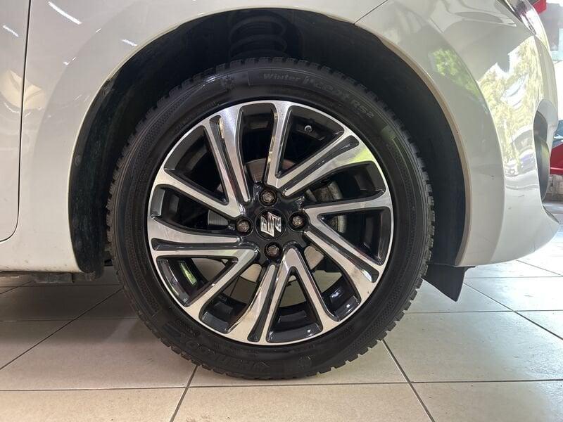 Suzuki Swift 1.2 Hybrid Top