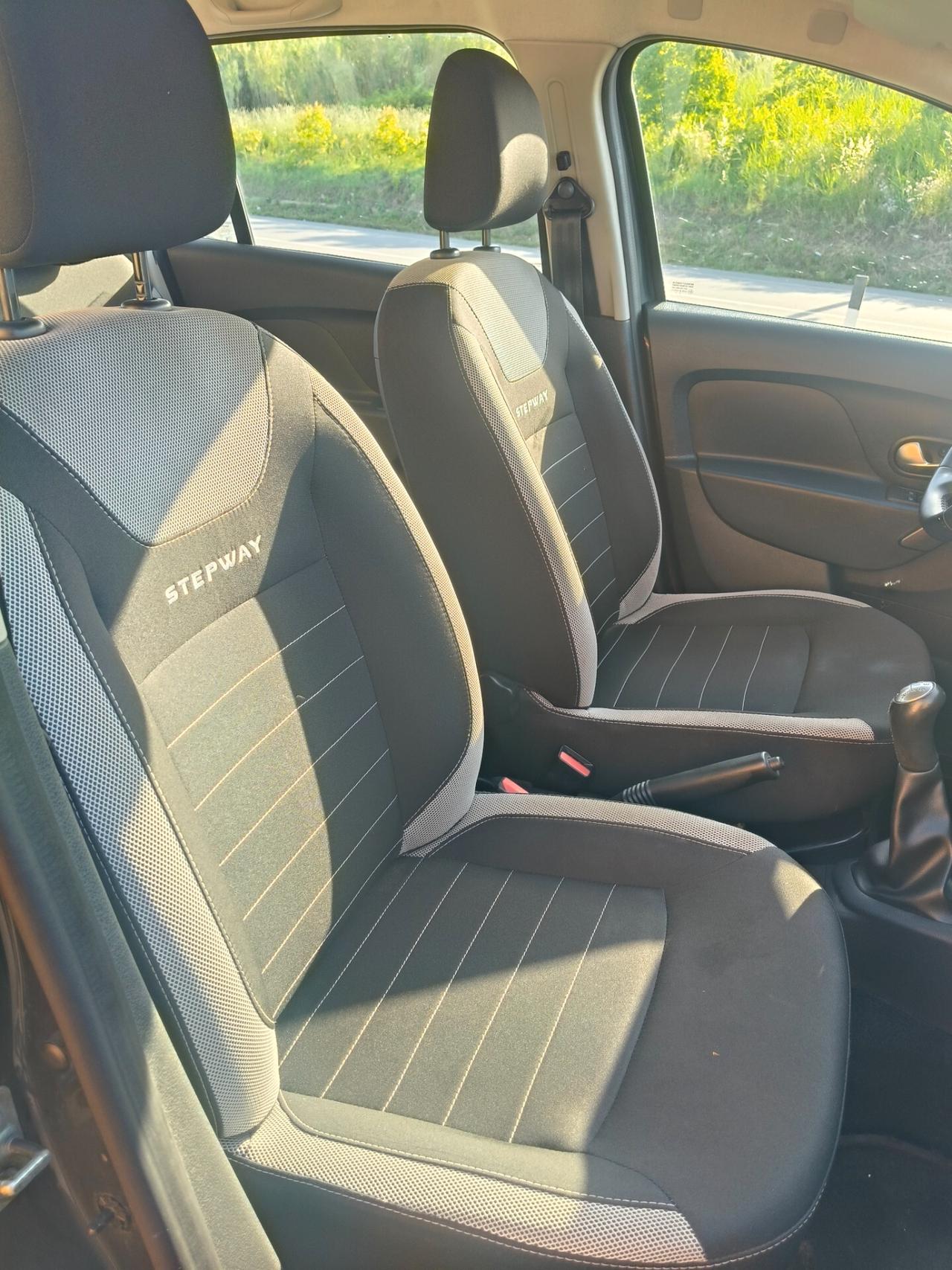 Dacia Sandero Stepway 1.5 Blue dCi 95 CV Comfort
