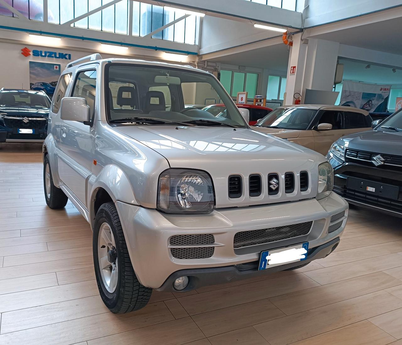Suzuki Jimny 1.3i 16V cat 4WD JLX Più