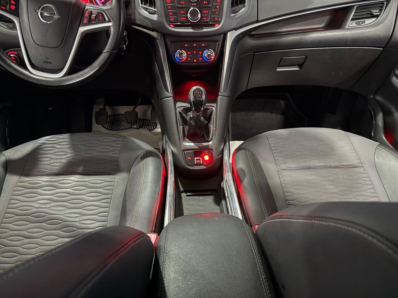 Opel Zafira Tourer 7POSTI 2.0CDTi130CV Cosmo FULL2013