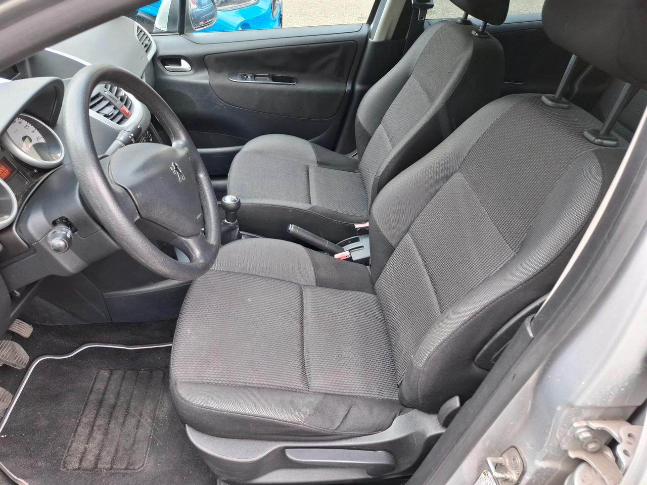 Peugeot 207 1.4 VTi 95CV 5p. Active