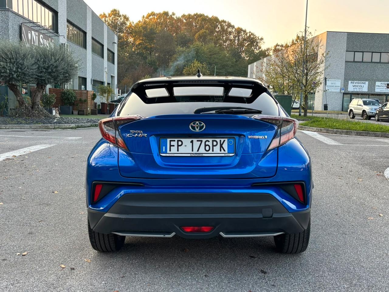 Toyota C-HR 1.8 Hybrid E-CVT Lounge