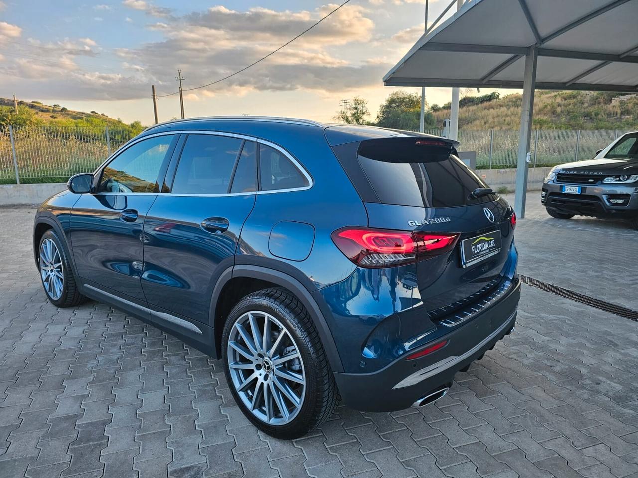 MERCEDES GLA 200D PREMIUM 11/2022