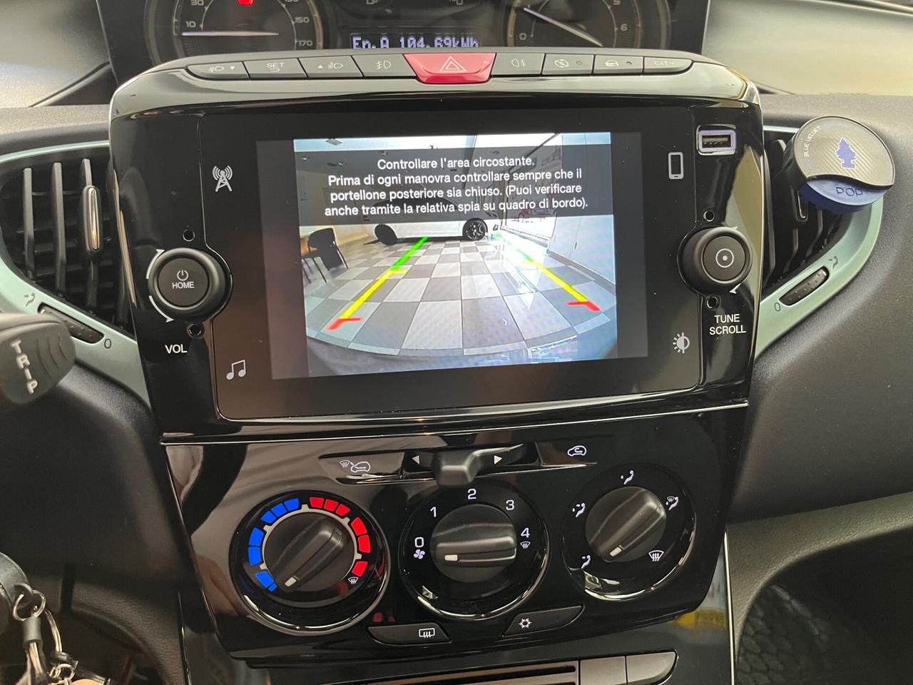 Lancia Ypsilon 1.0 FireFly 5 porte S&S Hybrid Gold Plus