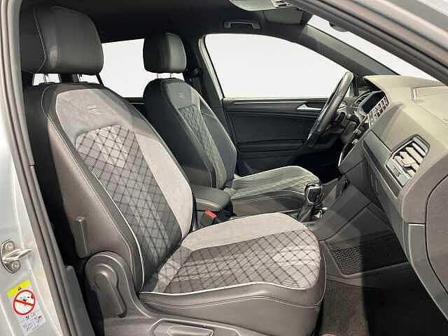 Volkswagen Tiguan 2ª serie 2.0TDI 150CV DSG R-Line - BLACK PACK