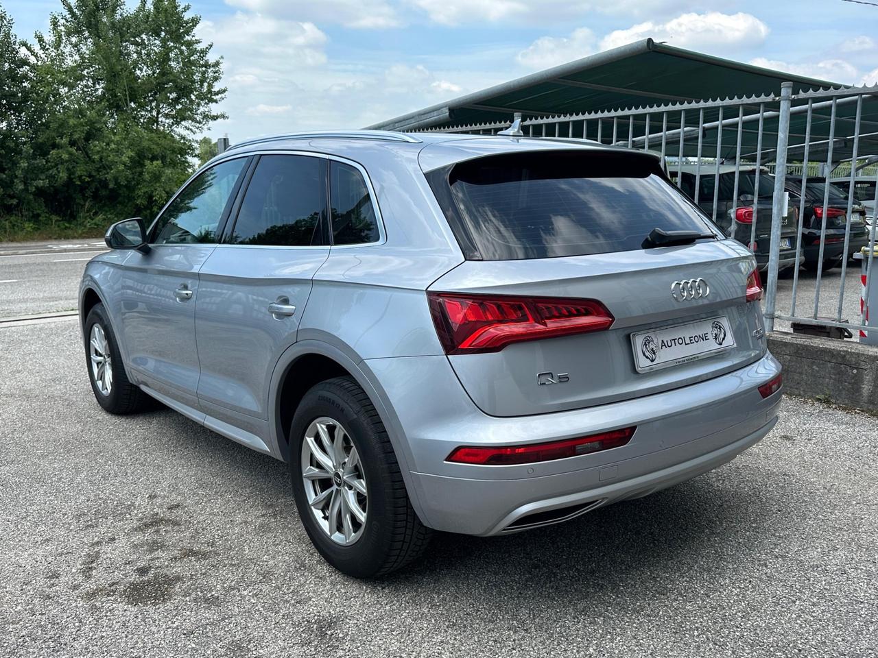 Audi Q5 40 TDI quattro S tronic Business Sport