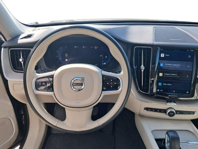 Volvo XC60 B4 197+14 CV AWD Automatica Mild Hybrid Diesel Plus Bright