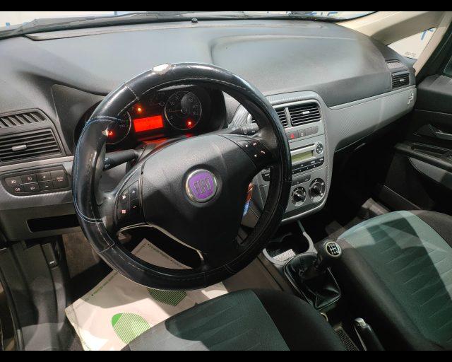 FIAT Grande Punto 5p 1.3 mjt 16v Active c/clima 75cv