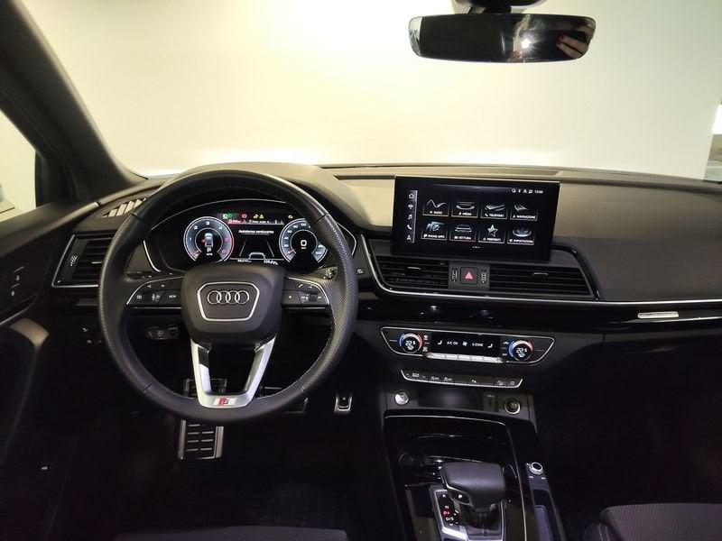 Audi Q5 40 TDI Identity Black quattro S tronic