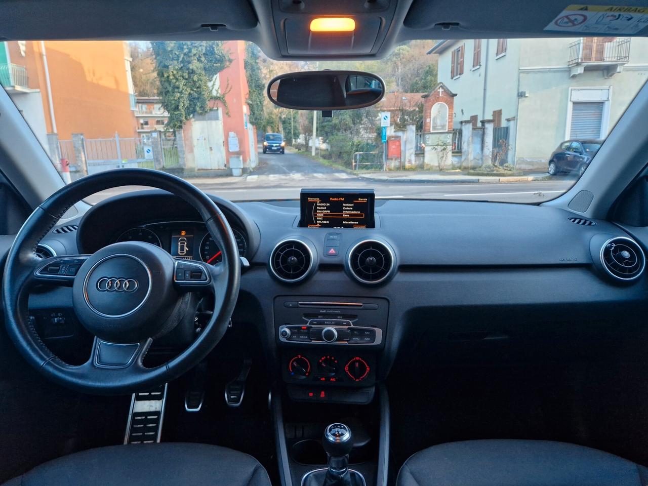 Audi A1 1.0 82CV "54.600 km" Bluetooth, Clima, Start&Stop