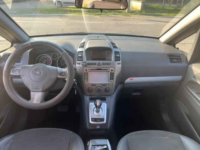 OPEL Zafira 1.8 16V VVT Club