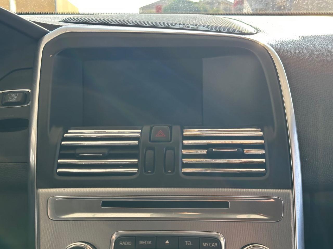 Volvo XC 60 Business Plus 2.0 D3 #7441