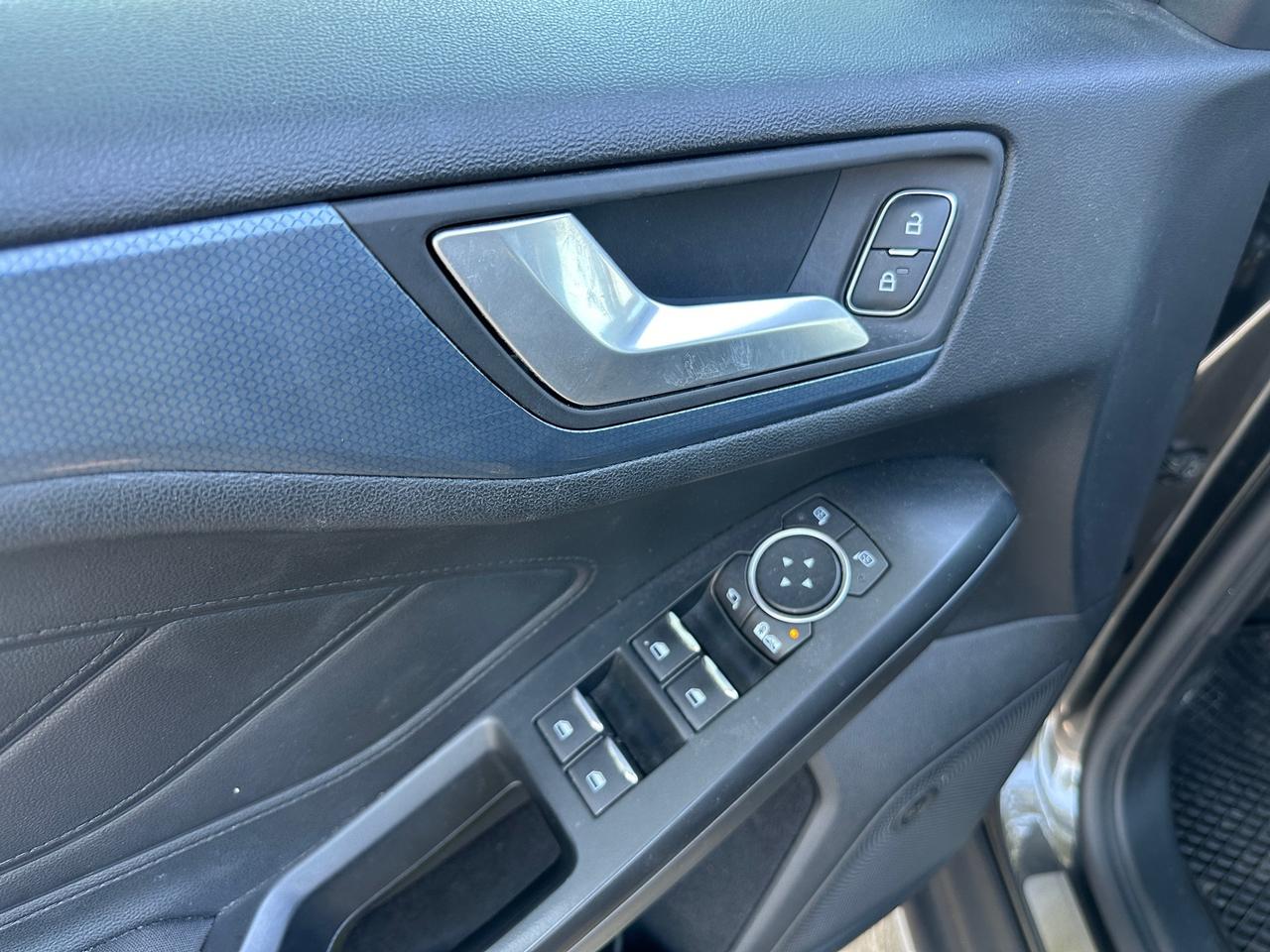 Ford Focus 1.5 Diesel 120 CV auto (Garanzia 24 Mesi)