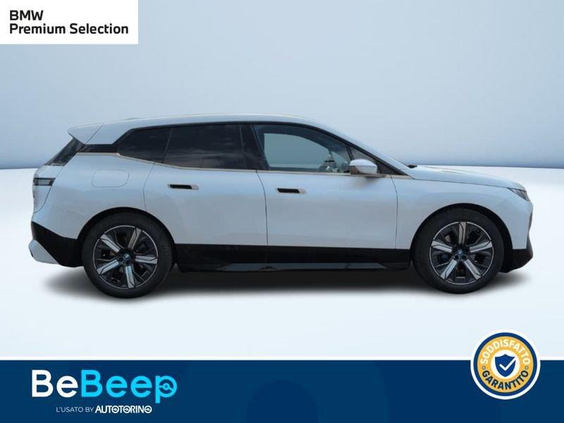 BMW iX XDRIVE40 PACCHETTO SPORTIVO