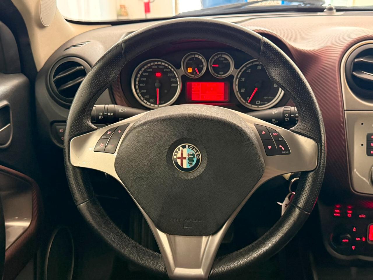 Alfa Romeo MiTo 1.4 T 155 CV Distinctive Sport Pack