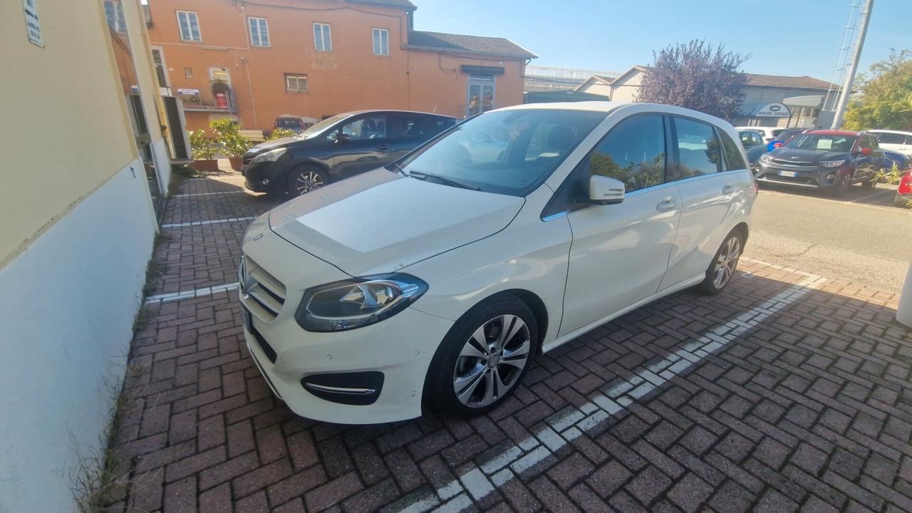 Mercedes-benz B 180 Premium perfetta e garantita 12 M