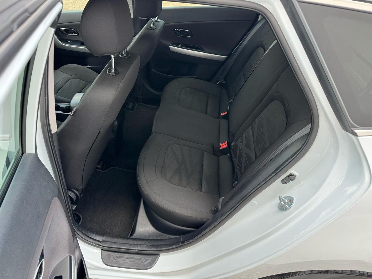Kia Ceed AUTOCARRO N1 5POSTI