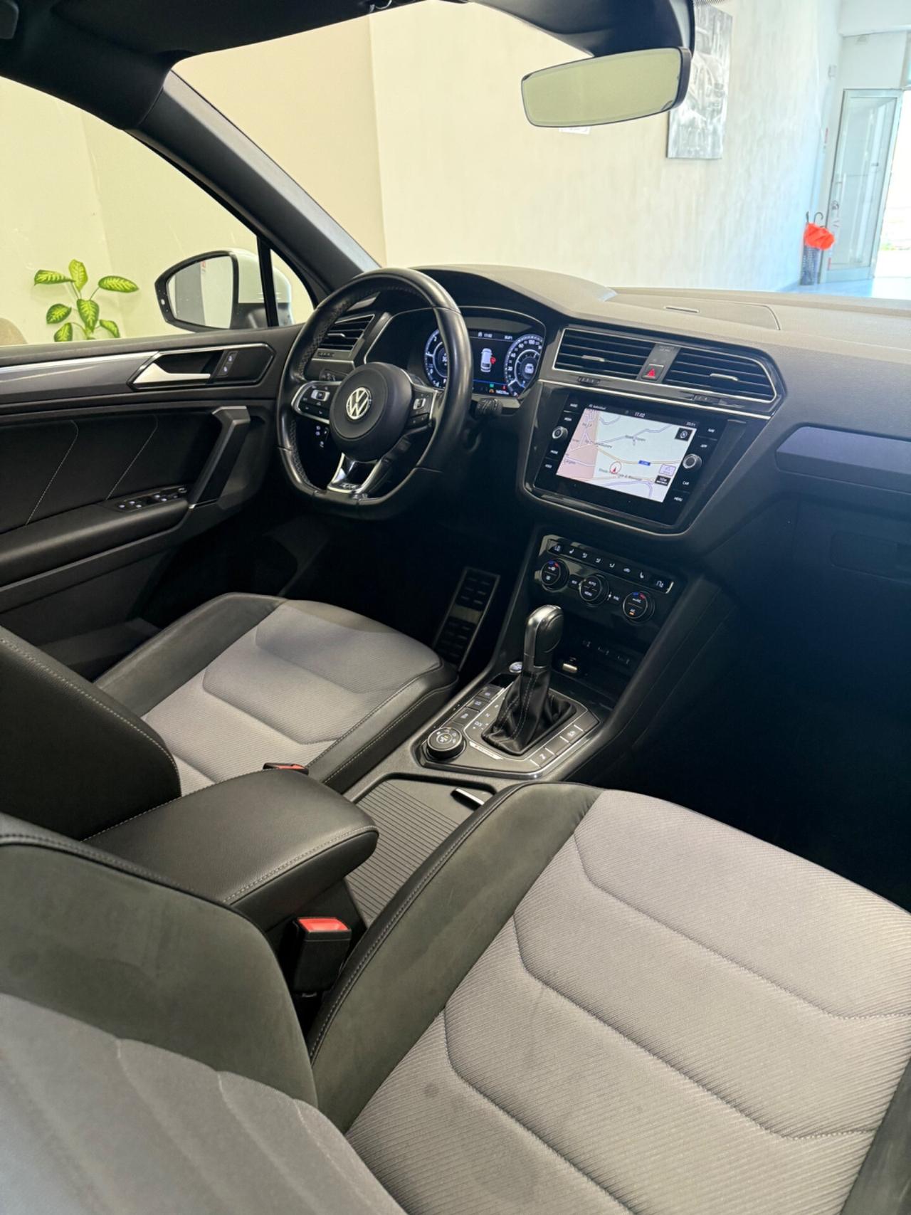Volkswagen Tiguan 2.0 BiTDI SCR DSG 4MOTION Advanced R-Line BMT