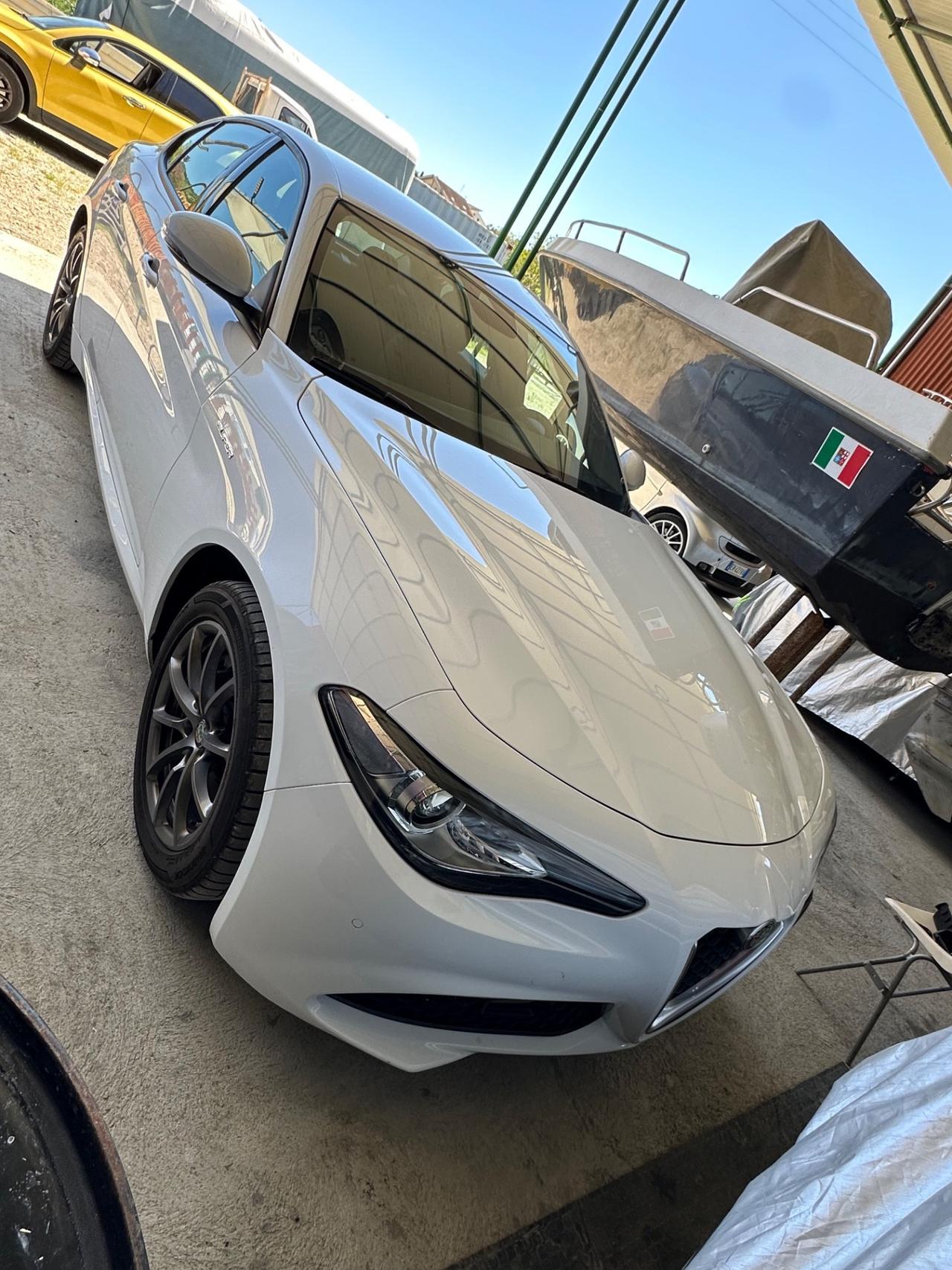 Alfa Romeo Giulia 2.2 Turbodiesel 136 CV AT8 Super