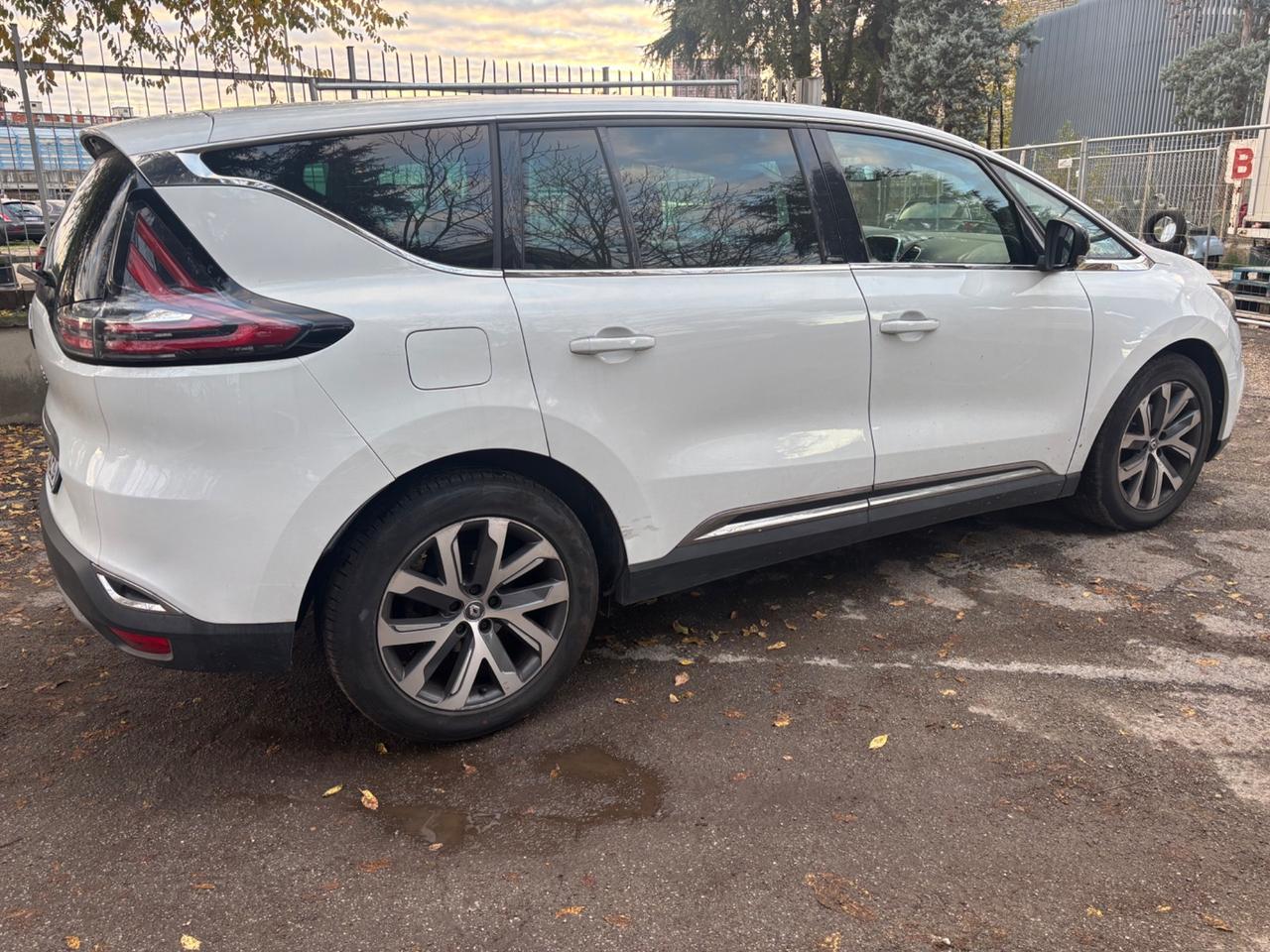 Renault Espace dCi 160CV EDC Energy Initiale Paris 4Control