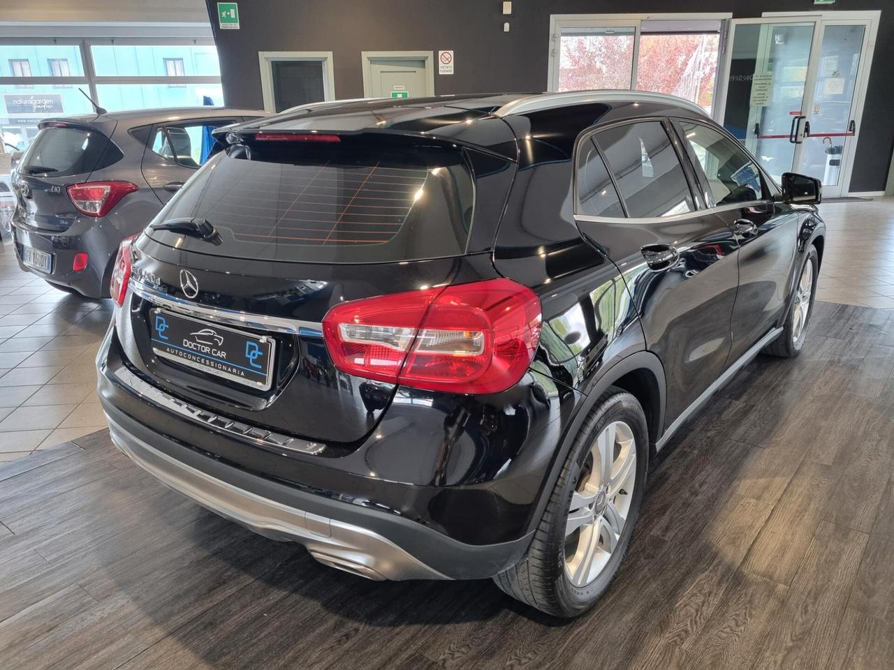 Mercedes-benz GLA 200 d Automatic Sport