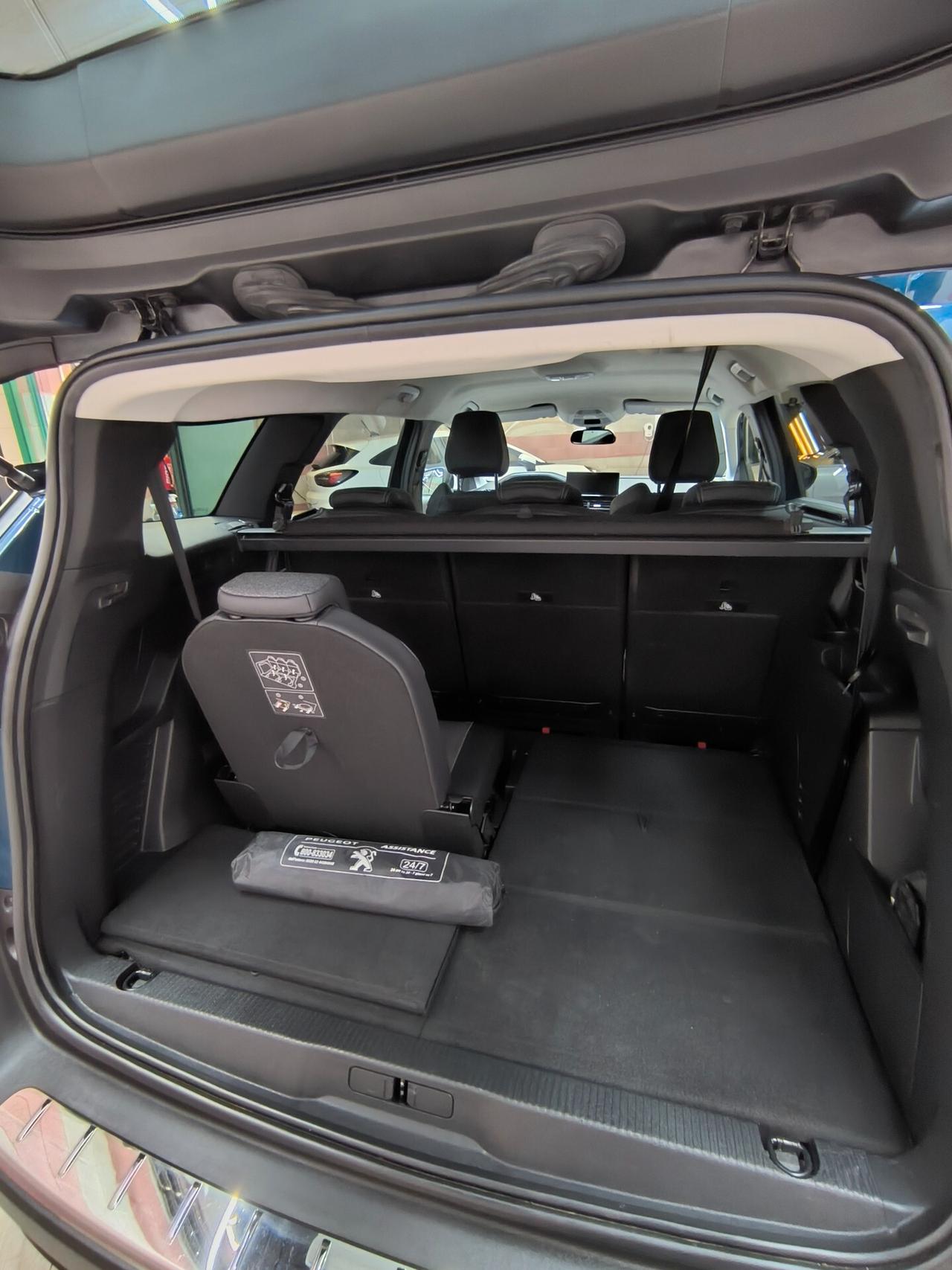 Peugeot 5008 BlueHDi 130 S&S EAT8 Allure Pack