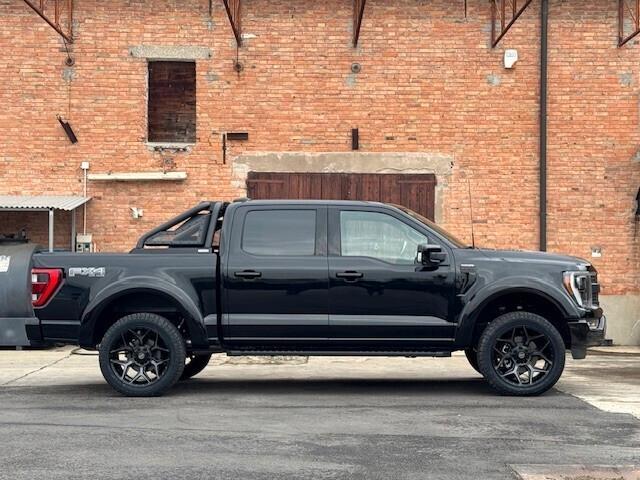 Ford F 150 LARIAT 5.0L V8 4x4 SUPERCREW - BLACK ROCK