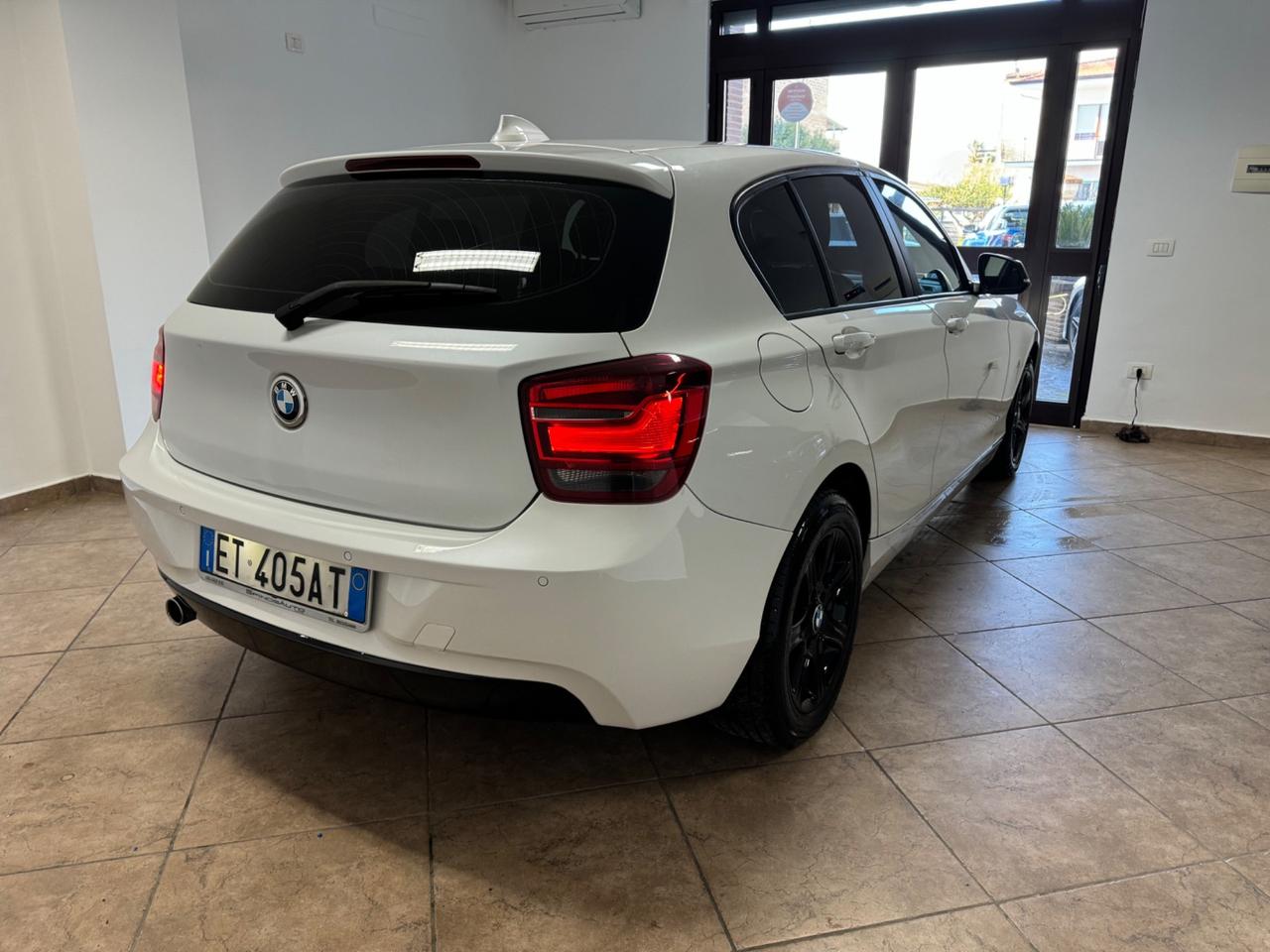 Bmw 116d 5p. Sport AUTOMATIC