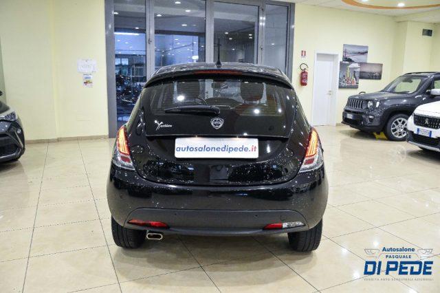 LANCIA Ypsilon 1.0 FireFly 5 porte S&S Hybrid Gold