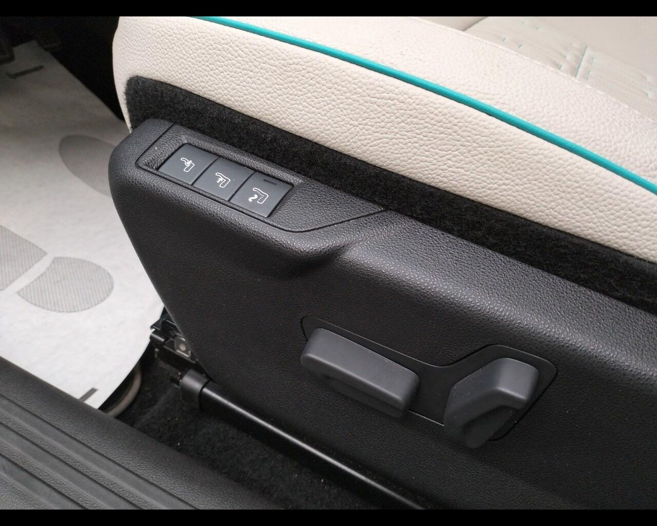 FIAT 600 (2023-->) 600 Hybrid 100 CV DCT MHEV L...