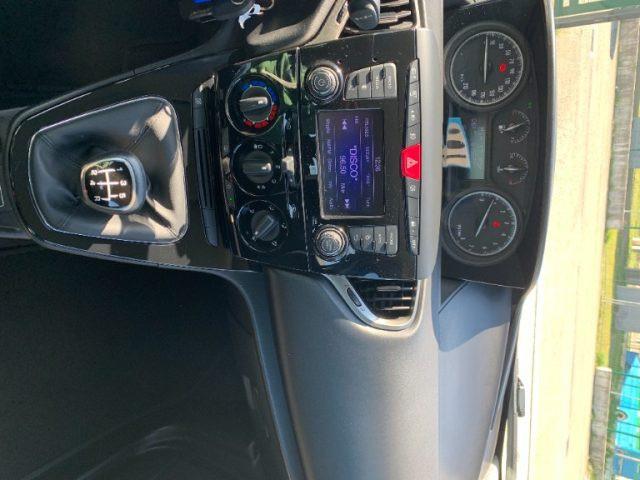 LANCIA Ypsilon 1.2 69 CV 5 porte PLATINUM