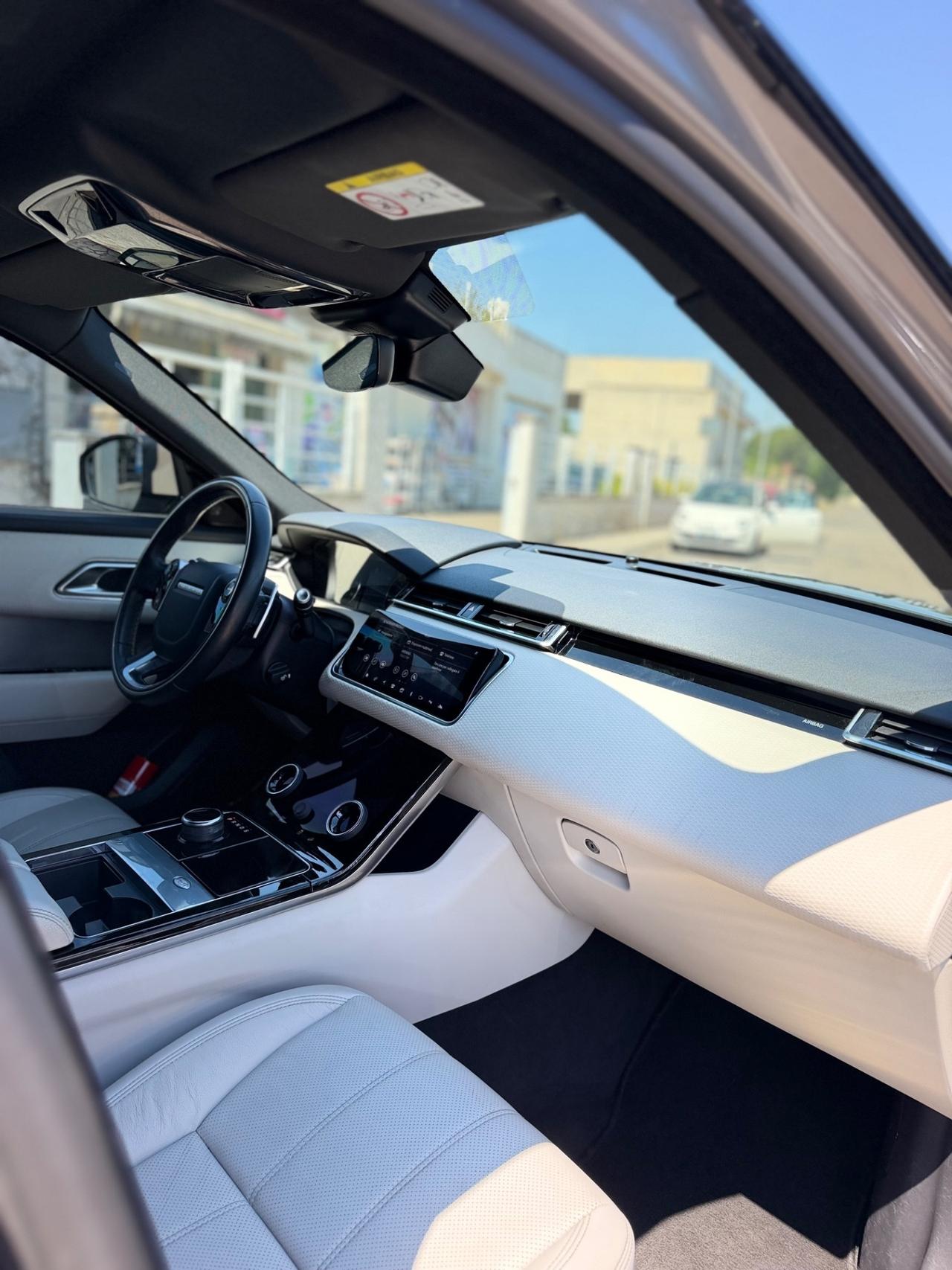 Land Rover Range Velar 2.0D I4 240 CV R-Dynamic