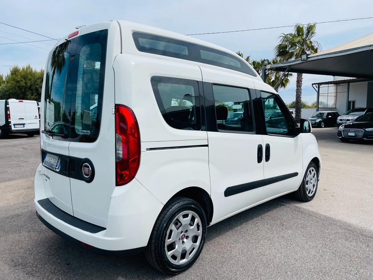 Fiat Doblo 1.6 MJT 16V 120CV CON PEDANA DISABILI ELETTRIC- TETTO ALTO