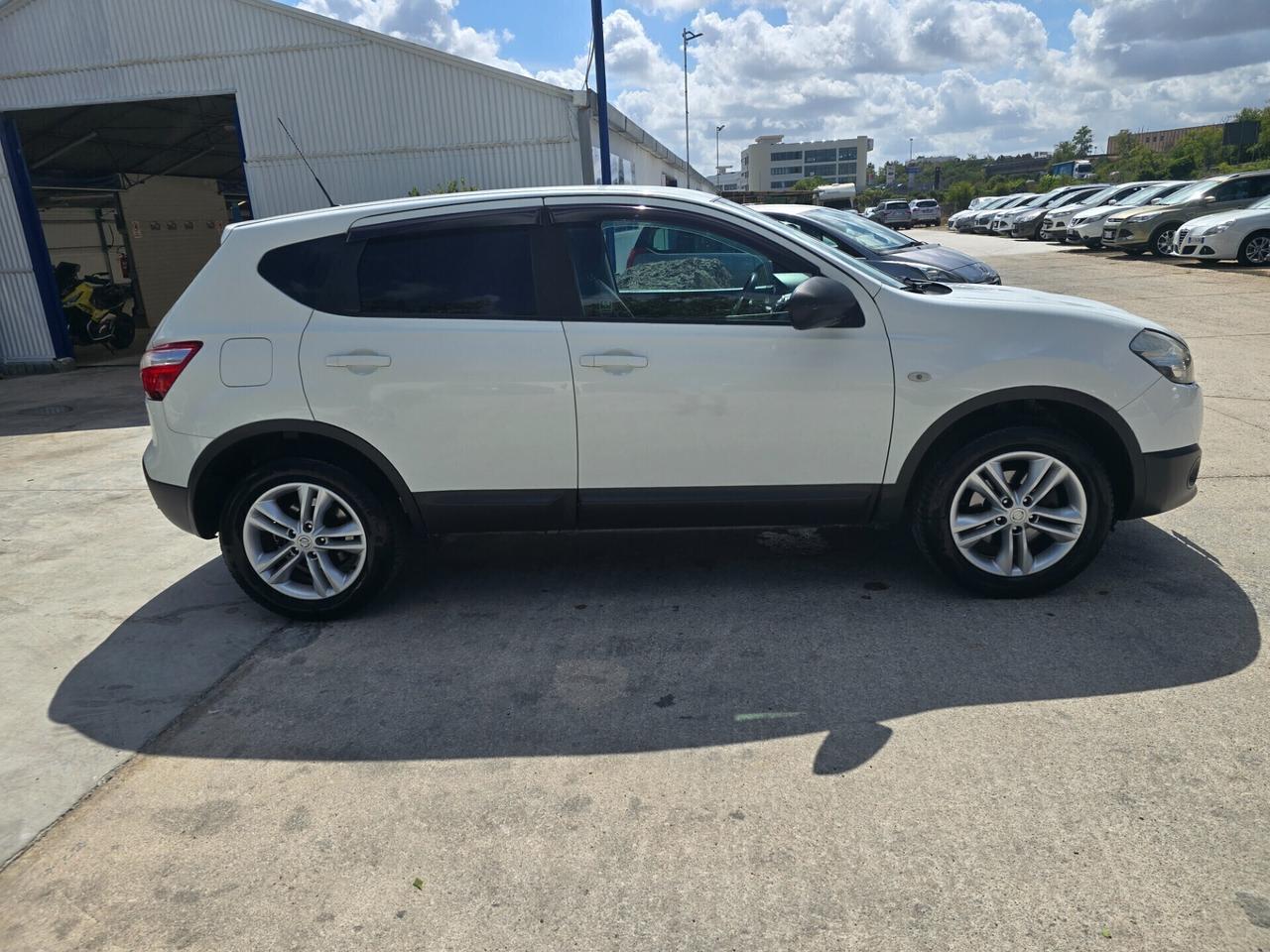 Nissan Qashqai Qashqai 1.5 dCi DPF Visia