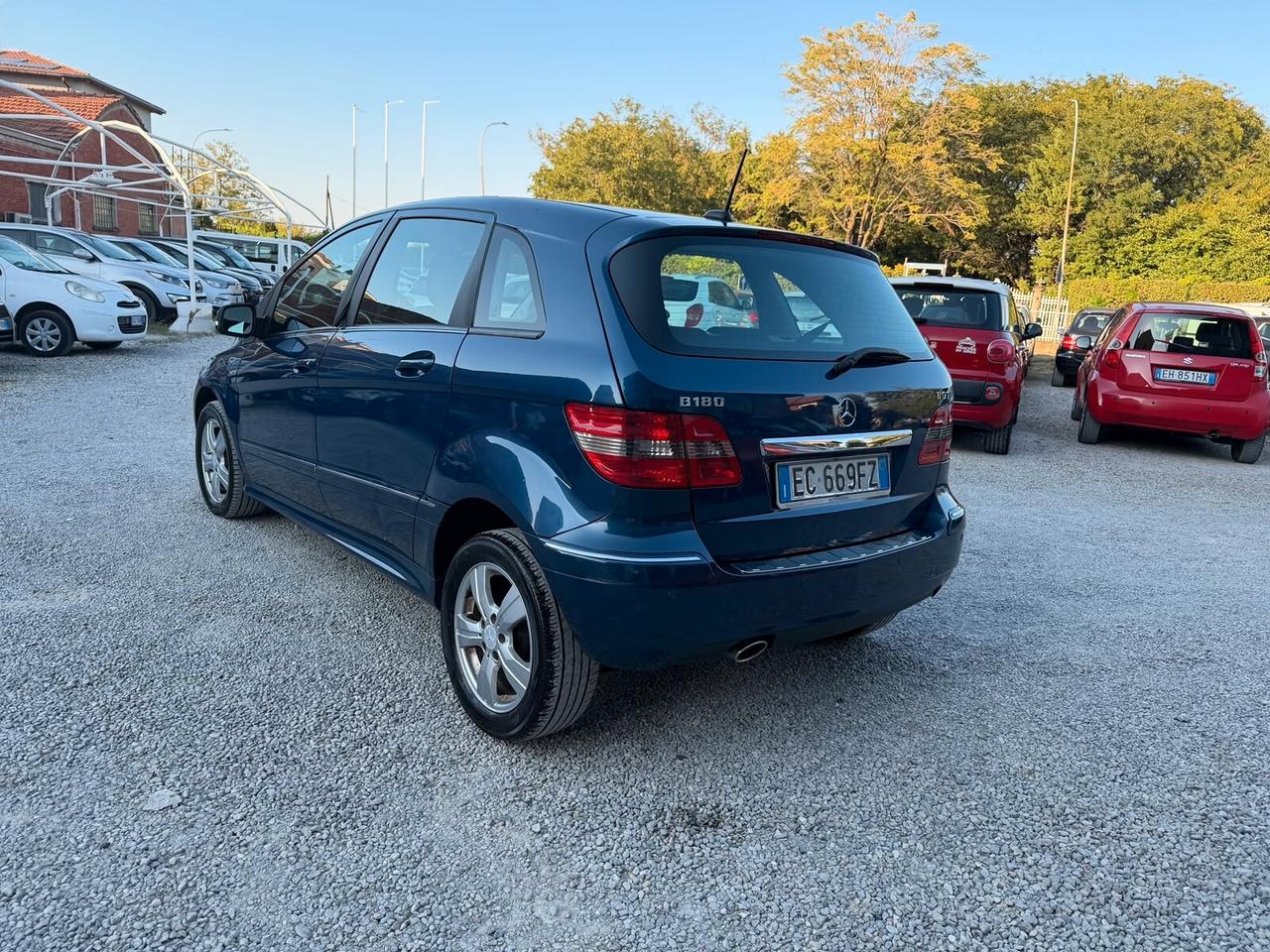 Mercedes-benz B 180 NGT BlueEFFICIENCY Executive