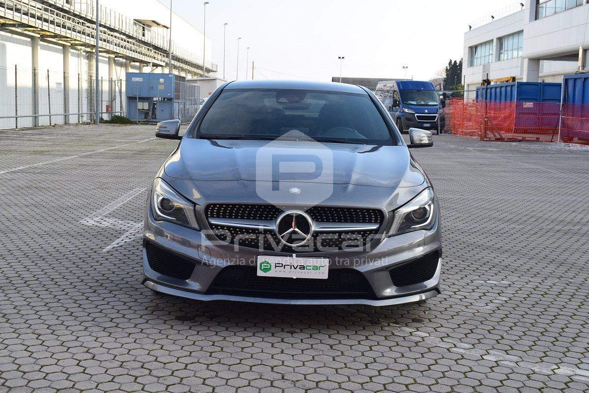 MERCEDES CLA 200 d Automatic Premium