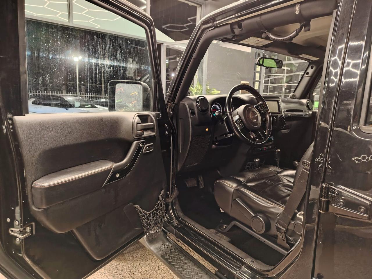 Jeep Wrangler AUTOCARRO Unlimited 2.8 CRD DPF Sahara Auto