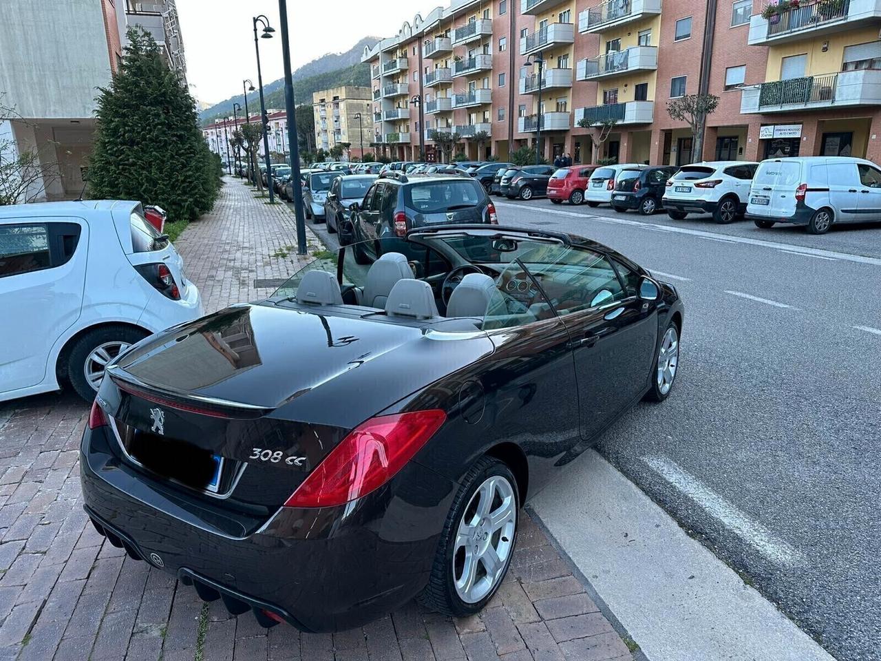 Peugeot 308 1.6 THP 150CV CC Féline