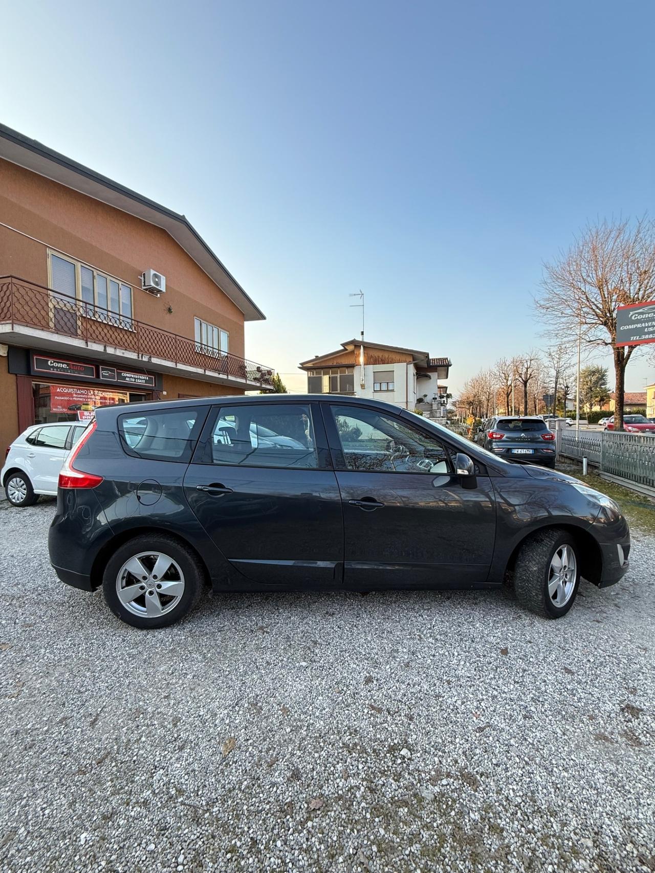 Renault Scenic Scénic 1.9 dCi 130CV Luxe